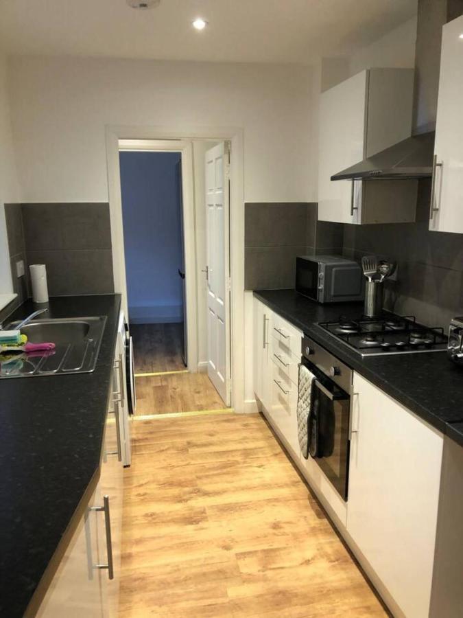 Lovely 4-Bed House In Anfield All En-Suite Liverpool Ngoại thất bức ảnh